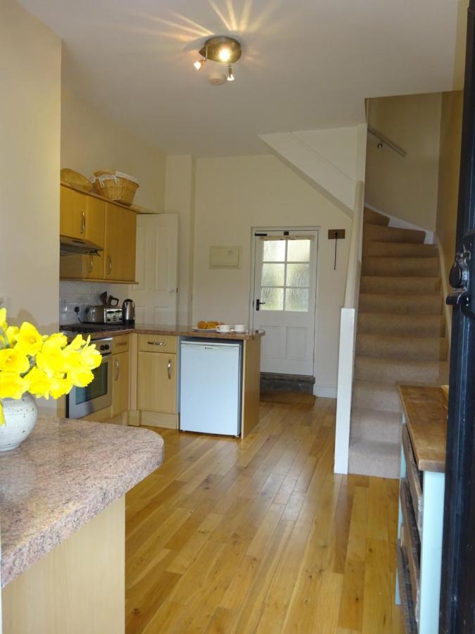 Glanhenwye Courtyard Cottages Glasbury Exterior foto